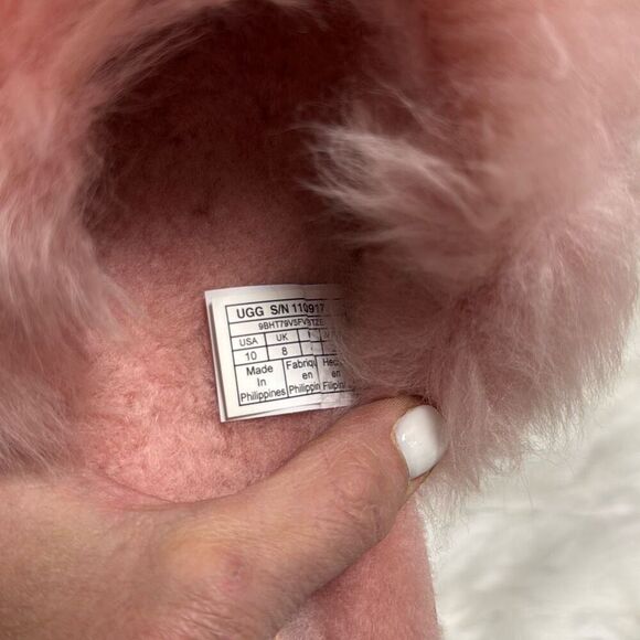 Ugg Women’s Pink Fuzzalicious Slippers Size 10 - Picture 7 of 9